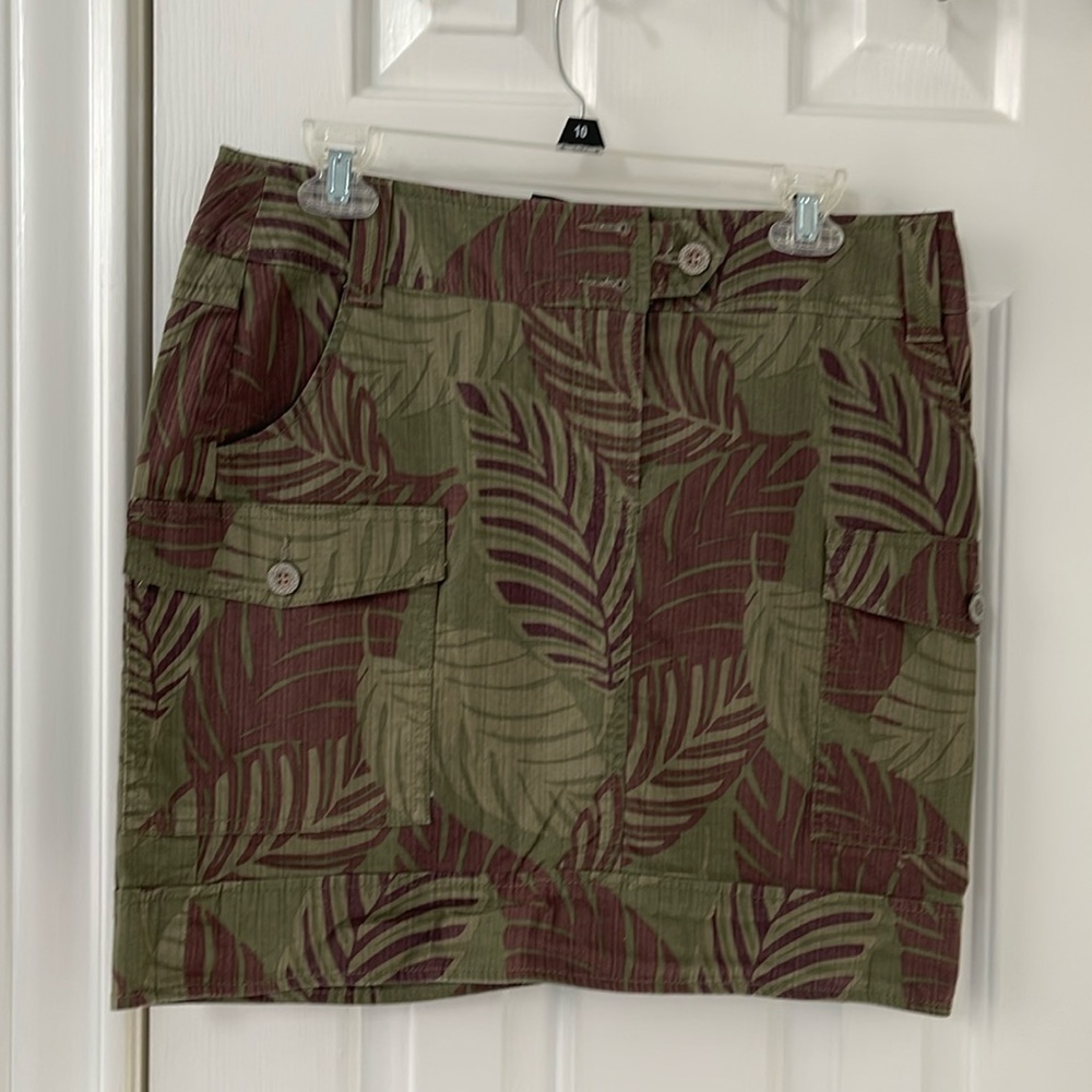 Access brand stretch skirt